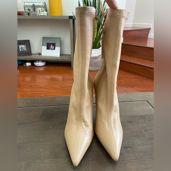 NEW Black Suede Studio Thelma Porchini Soft Leather Bootie Size 7/EU 37.5 - Picture 3 of 6